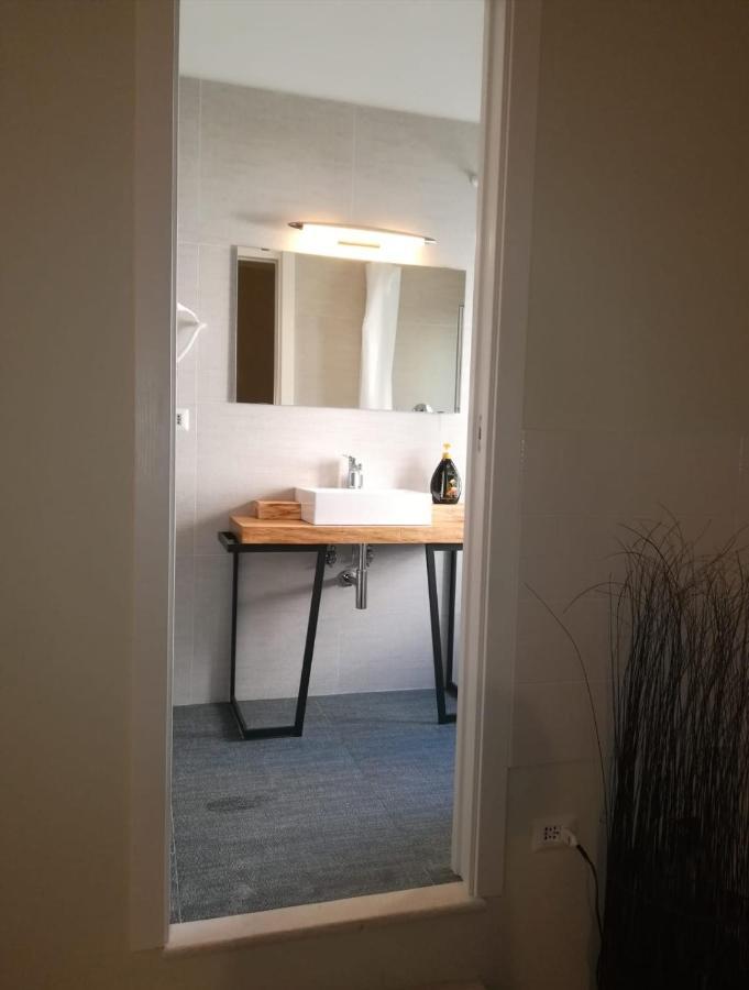 Trani La Grazia B&B Экстерьер фото